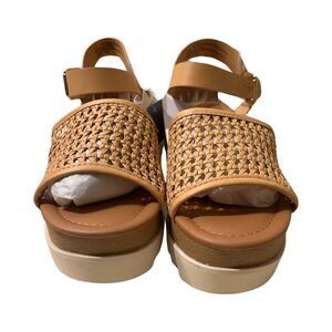 Universal Thread Alban Sandals​​